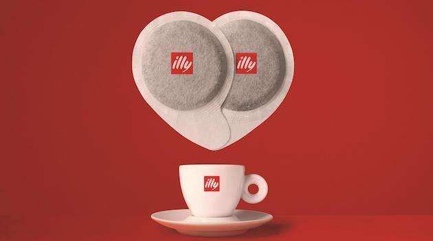 Illycaffè festeggia 50 anni di cialde in carta
