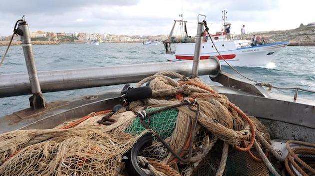 Pesca: raggiunto l’accordo sulle quote Ue 2025