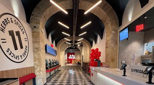 Palermo: un nuovo KFC apre oggi in Piazza San Domenico